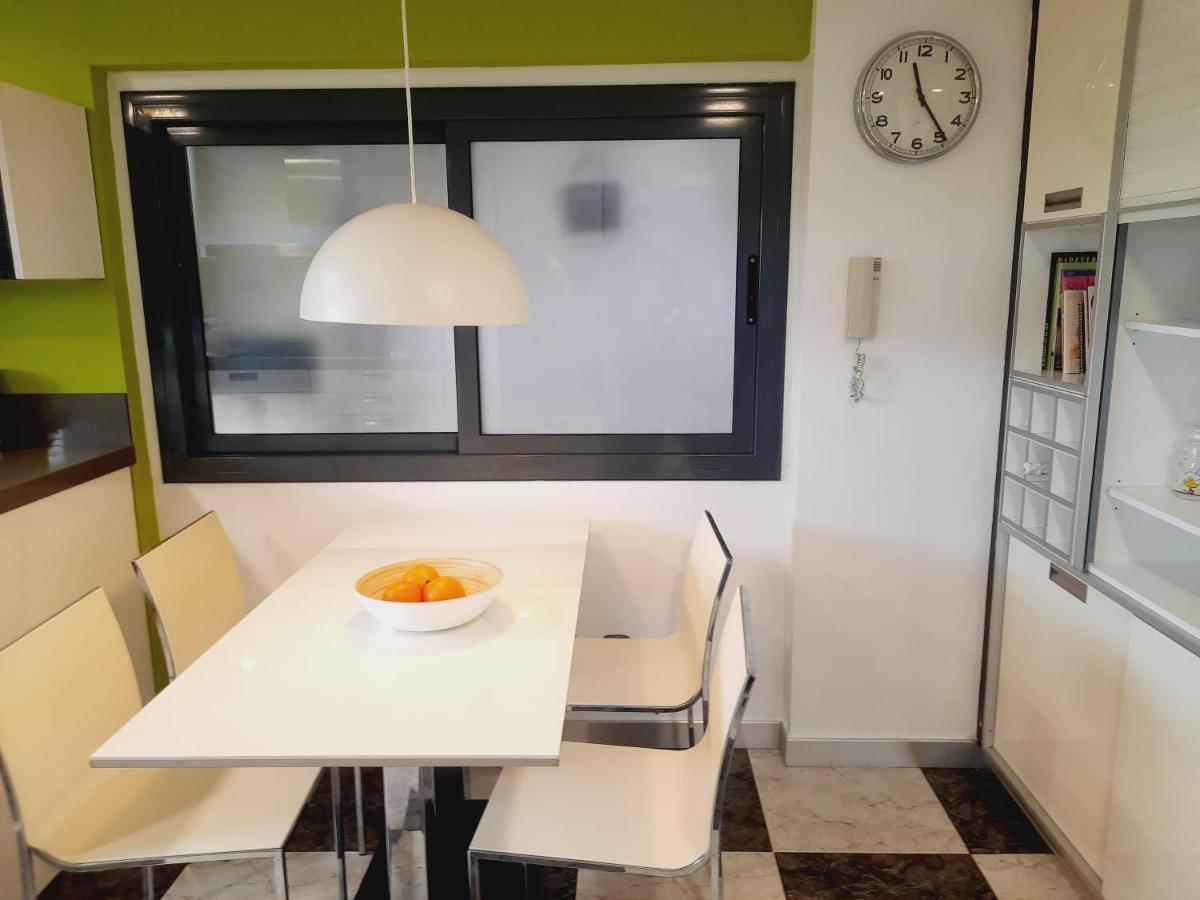 Bright Apartment Near The Beach And Barcelona By Train El El Masnou Zewnętrze zdjęcie