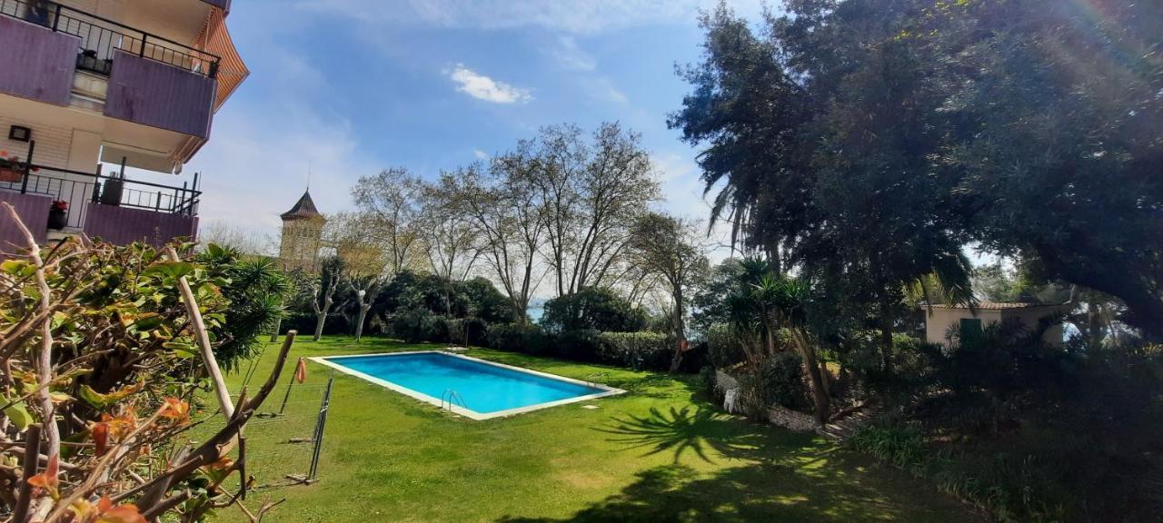 Bright Apartment Near The Beach And Barcelona By Train El El Masnou Zewnętrze zdjęcie